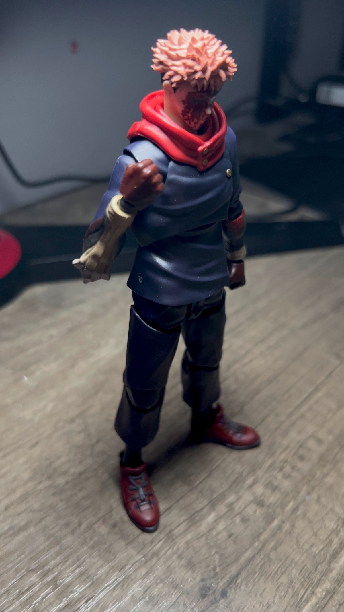 “CURSED CLAWS”